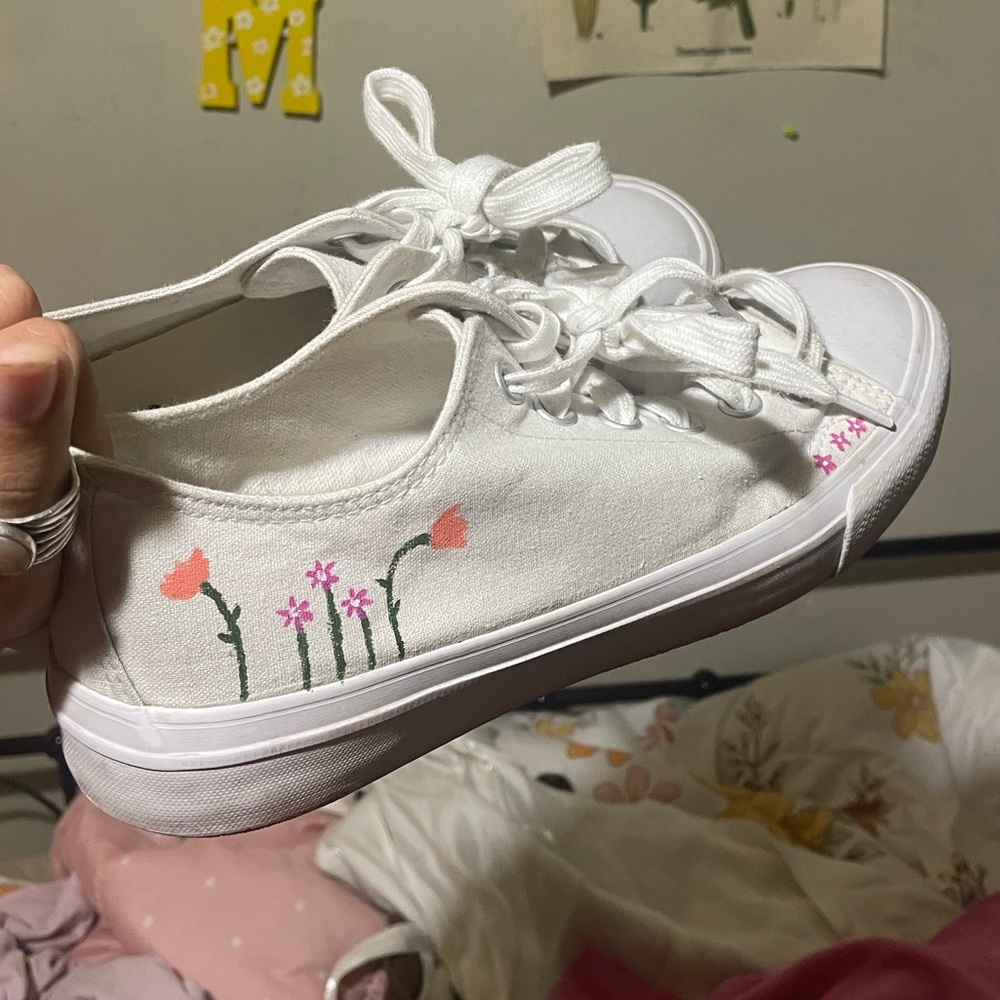 Painted- Floral white shoes